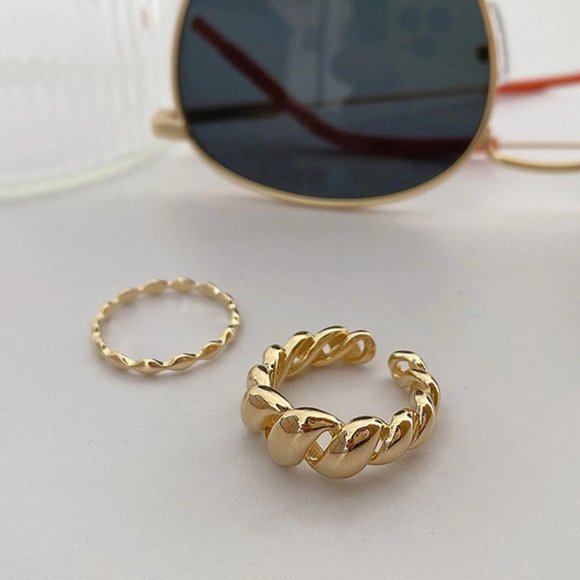 *NEW Gold Braided Croissant Adjustable Ring - Picture 4 of 7